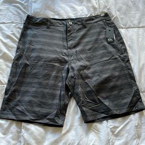 Quicksilver Men’s Shorts (36)